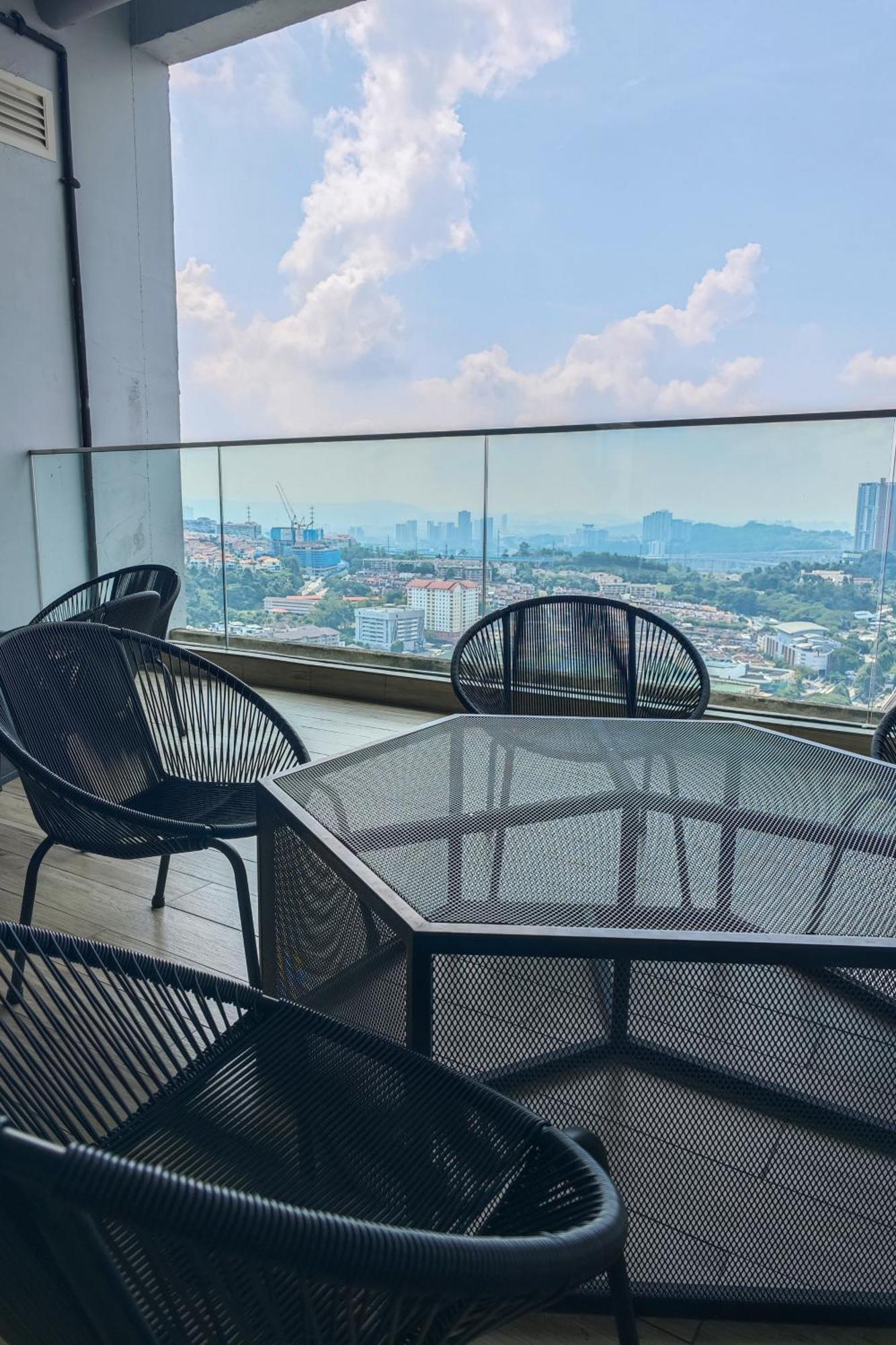 2rooms 4pax Link Mall Mrt#kl #jhouse#ekocheras#malaysia