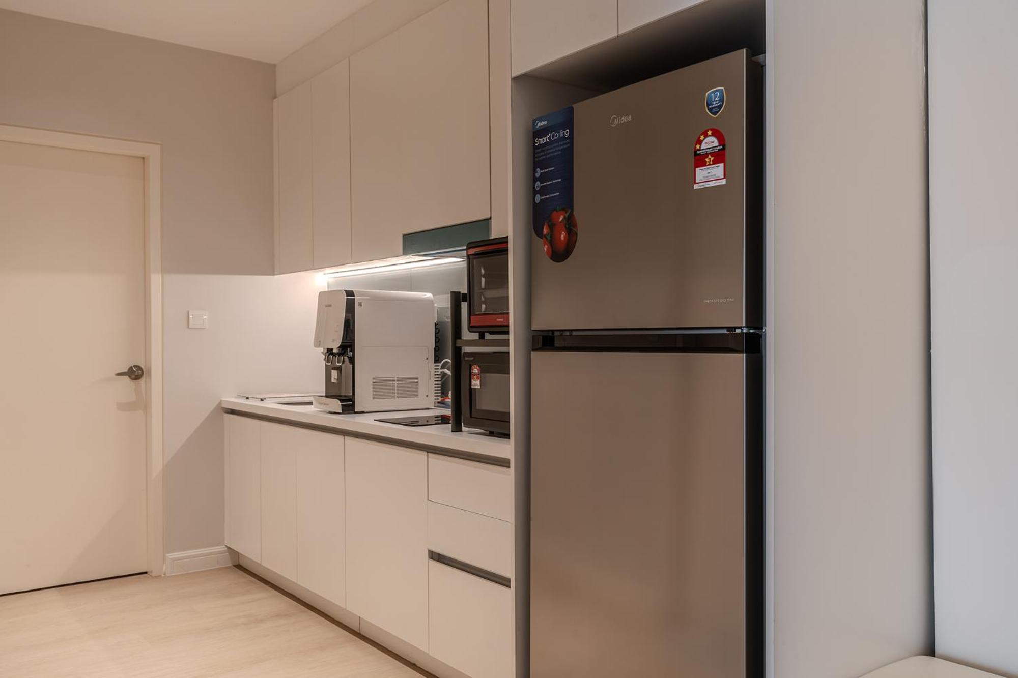 2rooms 4pax Link Mall Mrt#kl #jhouse#ekocheras#malaysia Apartment *