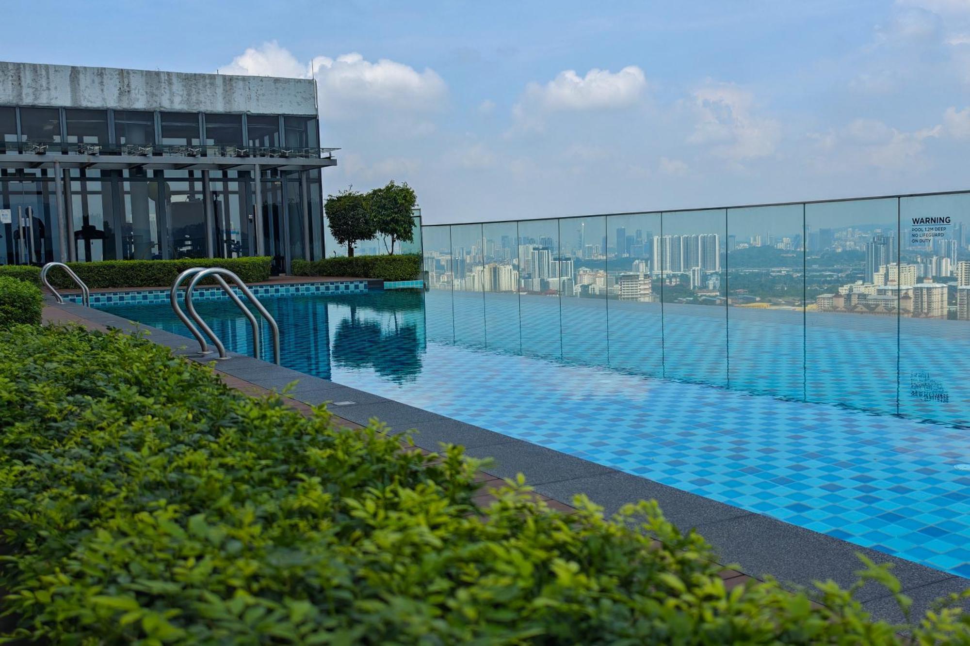 Pangsapuri 2rooms 4pax Link Mall Mrt#kl #jhouse#ekocheras#malaysia Kuala Lumpur