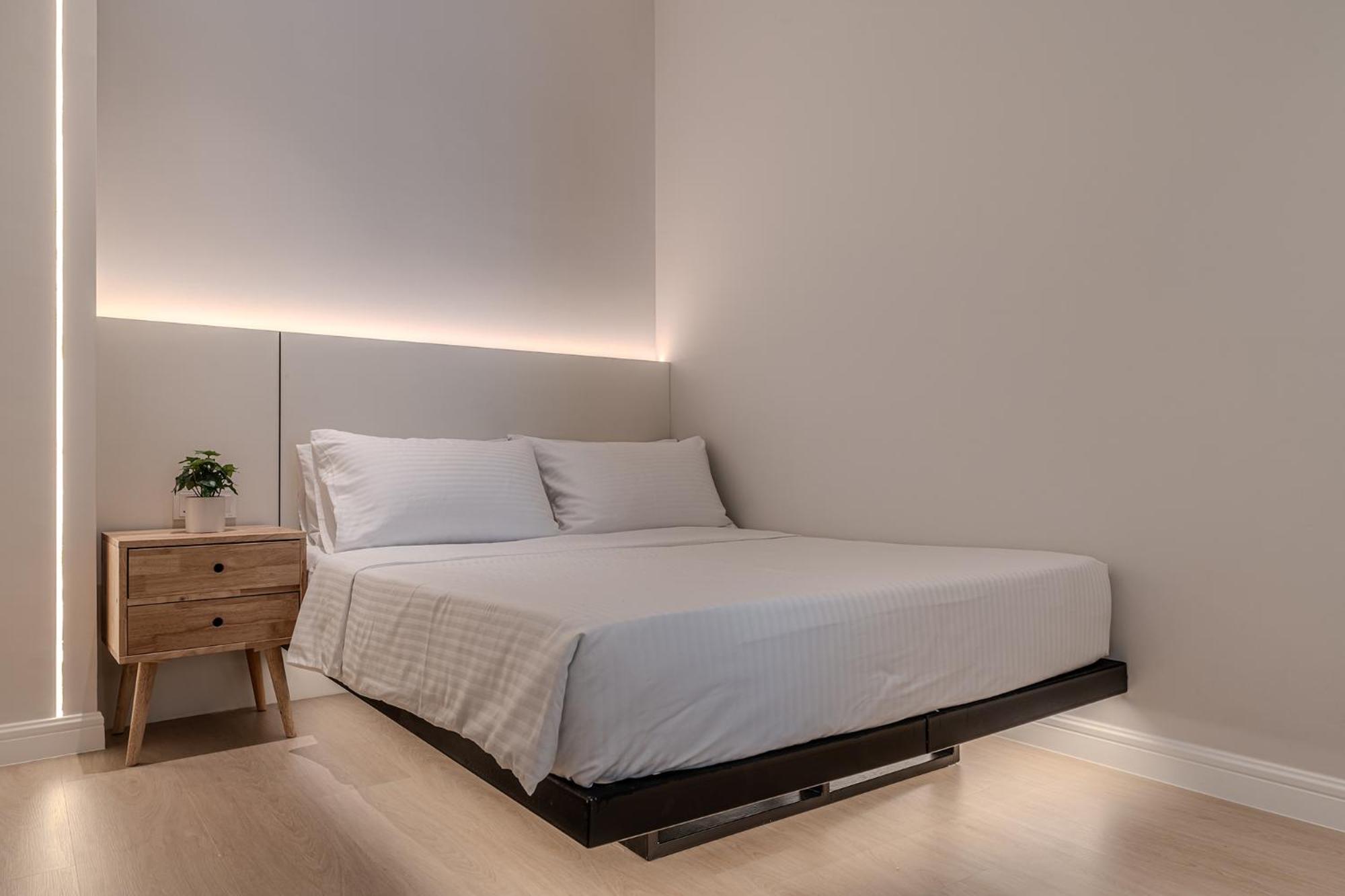 2rooms 4pax Link Mall Mrt#kl #jhouse#ekocheras#malaysia Pangsapuri